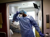 Francie překonala hranici deseti tisíc nakažených za jeden den, poprvé od začátku nákazy