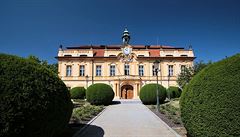 Libeňský zámek, který slouží jako městský úřad pro Prahu 8.