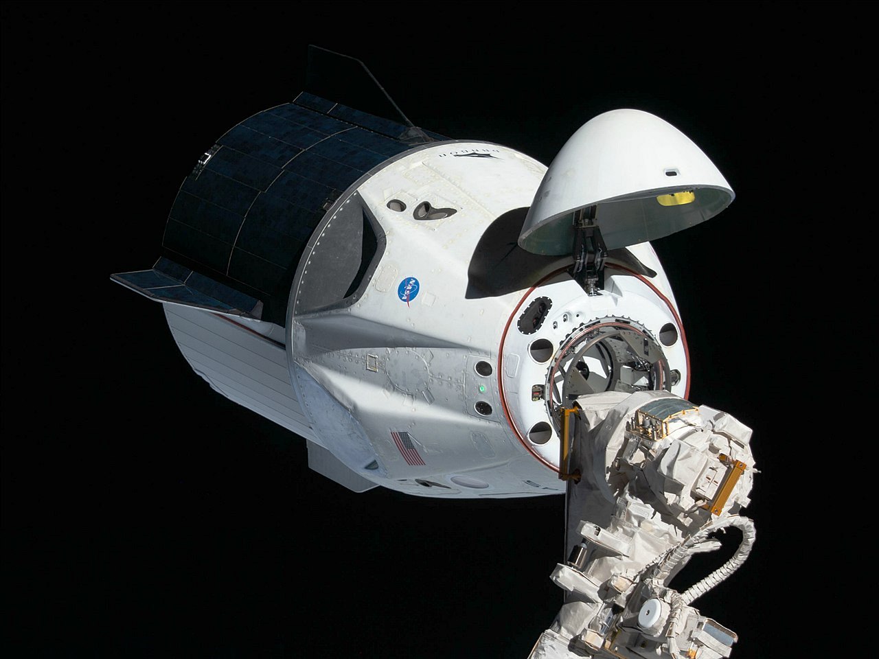 Americká vesmírná loď Crew Dragon v květnu poprvé přepraví astronauty  Spojených států na ISS | Svět | Lidovky.cz