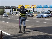 Na italských dálnicích policie kontrolovala idie kvli nákaze koronavirem.