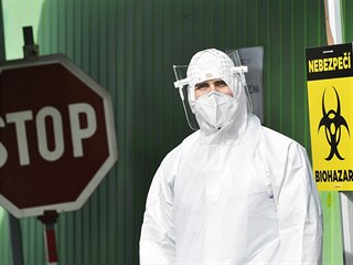 Poblíž Domažlické nemocnice funguje stacionární odběrové místo (na snímku z 15....