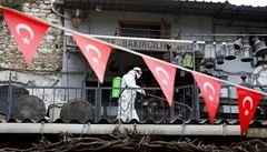 Opaten proti covid-19 zpsobila v Turecku chaos. Zem nakld s pandemi po svm, uvd vak nzkou mortalitu