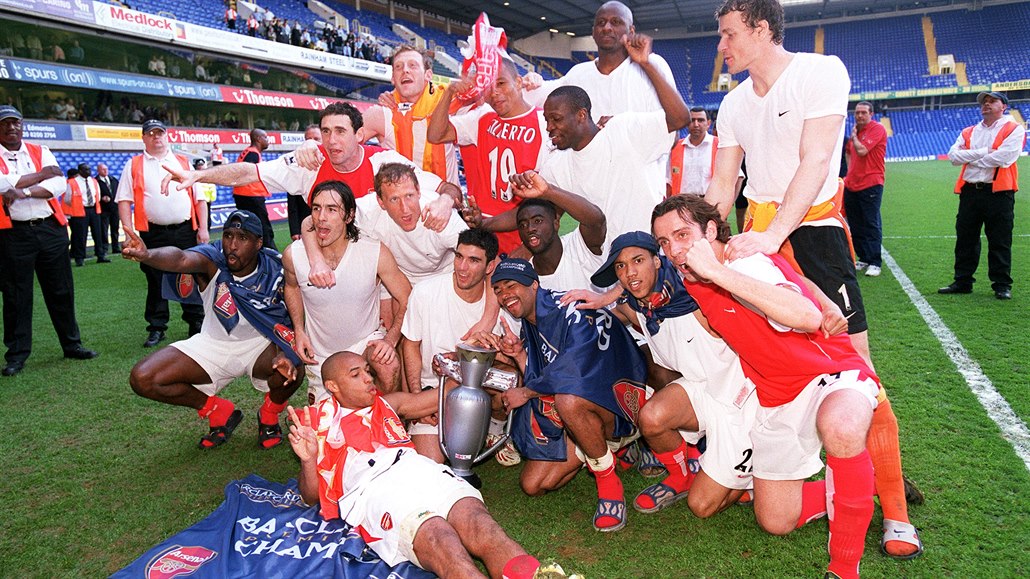 The Invincibles. Legendární sezona 2003/2004 pro Arsenal.