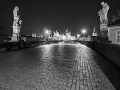 Liduprázdná Praha na unikátních fotografiích