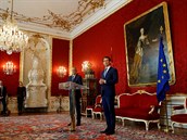 Rakouský kanclé Sebastian Kurz a prezident Alexander Van der Bellen na tiskové...