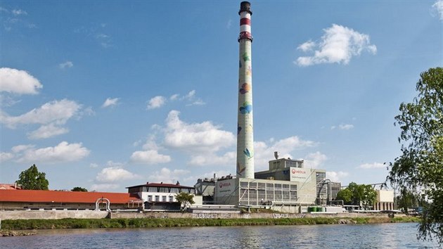 Elektrárna v Kolín dnes. Vznikala po etapách: projekt je z roku 1929,...