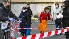 ONLINE: Za pondělí přibylo v Česku 41 případů covid-19, nejmíň od 13. března