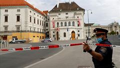 Policie kvli hrozb bombou evakuovala sdlo rakouskho prezidenta, po dvou hodinch poplach odvolala