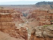 Kaon Charyn v Kazachstánu je jako malý Grand Canyon, jen svobodnjí. Minimum...