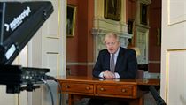 Britsk premir Boris Johnson bhem projevu ohledn vvoje koronavirov...