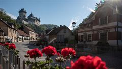 V pohádkové Noci na Karltejn nesmí na ikonický hrad tyící se nad Berounkou...