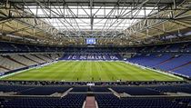 Przdn tribuny v Schalke