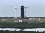 Start rakety Falcon 9 s lodí Crew Dragon musel být odloen.