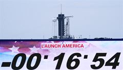 Start rakety Falcon 9 spolenosti SpaceX byl zruen necelých 17 minut ped...