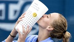 �enskou dvouhru si podmanila Petra Kvitová, je� v souboji o trofej p�ehrála...