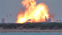 VIDEO: Prototyp nov rakety firmy SpaceX explodoval na testovac ramp. Nikdo se nezranil