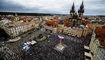 V Praze se lid shromdili na Staromstskm nmst