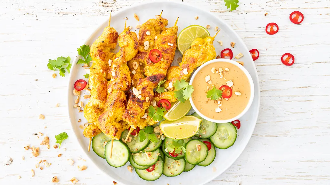 Ku�ecí �pízy Satay s ke�u omá�kou