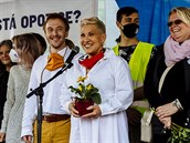 Na protestu v Praze vystoupila i operní pvkyn Dagmar Pecková