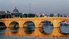 Paíský Pont Neuf. Jeden z nejstarích most v Paíi umlec spolen s...
