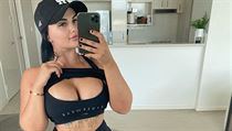 Australanka Renee Gracieov� vym�nila dr�hu v motorsportu za porno