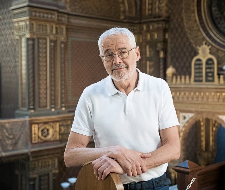 Od emancipace po revoluci. Noviná�, spisovatel, diplomat a �editel �idovského...
