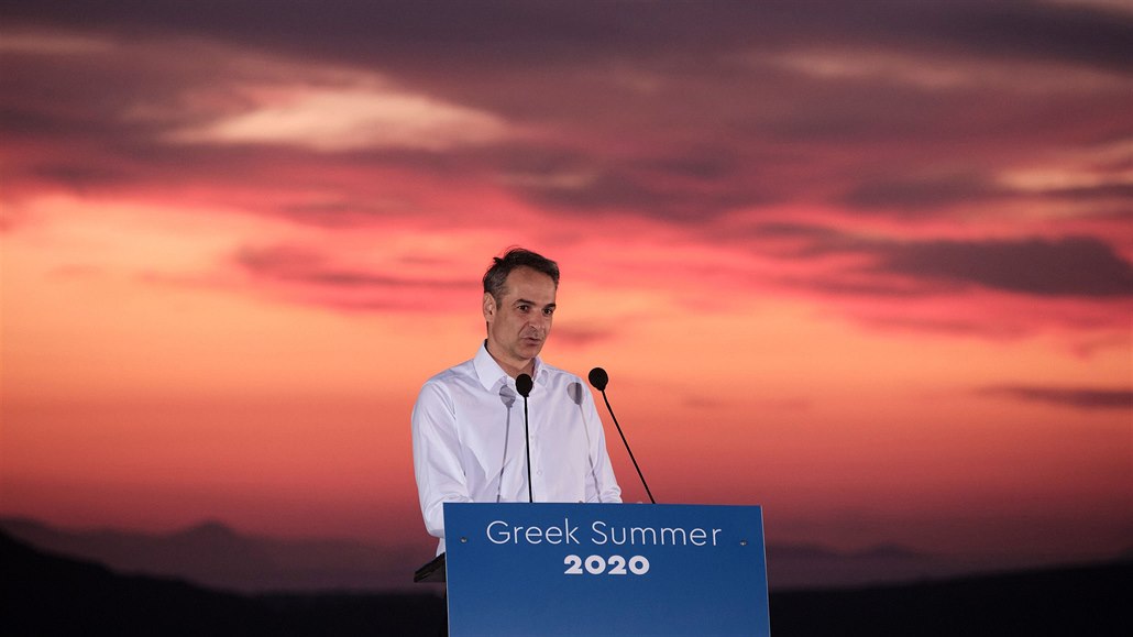 ecký premiér Kyriakos Mitsotakis oznamuje otevení ecka turistm na ostrov...