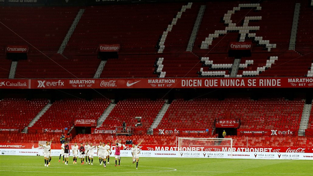 Sevilla s Vaclíkem pi restartu La Ligy zdolala v derby Betis 2:0