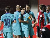 Lionel Messi se raduje se svými spoluhrái z branky do sít Mallorky.