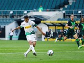 Fotbalisté Mönchengladbachu porazili v 32. kole nmecké ligy na svém hiti 3:0...