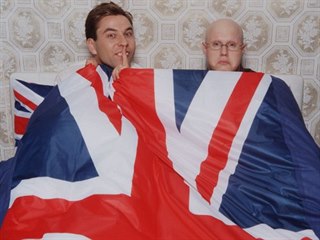 Seril Mal velk Britnie (2003-2006). Tvrci: Matt Lucas, David Walliams.