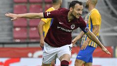 Libor Kozák ze Sparty se raduje z gólu.