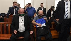 Ob�alovaný Jansta bude stát v �ele �US i nadále