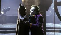 Michael Keaton a Jack Nicholson ve filmu Batman (1989). Režie: Tim Burton.