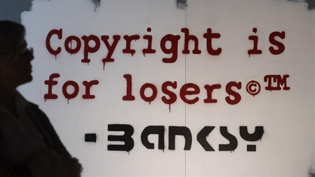 „Copyright je jen pro zbabělce,“ tvrdí slavný streetartový umělec Banksy.