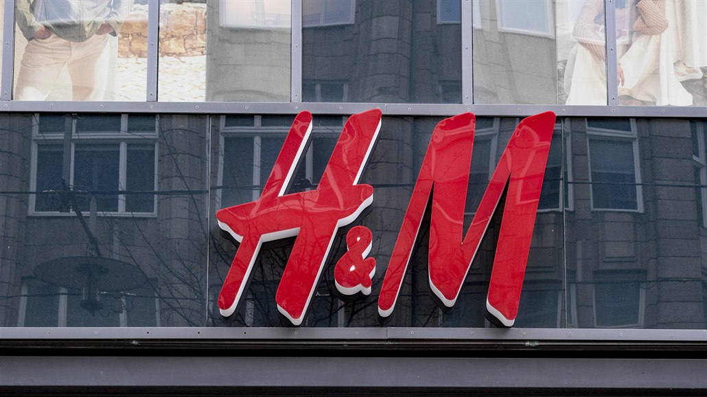 Švédská oděvní značka H&M čelí potížím na čínském trhu. Důvodem je kritika  porušování práv menšinových Ujgurů | Svět | Lidovky.cz