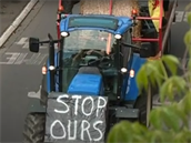 Demonstrace proti medvdm ve francouzských Pyrenejích.