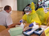 Počet nových případů covidu v ČR se po dvou dnech vrátil nad stovku, za úterý přibylo 119 nakažených