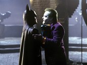 Michael Keaton a Jack Nicholson ve filmu Batman (1989). Reie: Tim Burton.