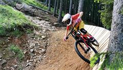 Kdo si na zdej�ích tratích není jistý v kramflecích, a� vyu�ije instruktora z...