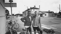 S Miloem Formanem v mld Radim Kratochvl absolvoval jzdu na kole po Francii.