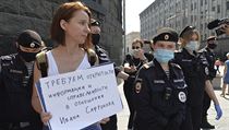Policist zatkaj Jelenu ernnkovou, novinku z ruskho denku Kommersant,...