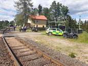 U Perninku na Karlovarsku se eln srazily dva osobní vlaky.