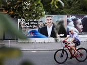 Volební plakát chorvatského premiéra Andreje Plenkovice a jeho Chorvatského...