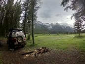 Táboit 100 km po prané cest v kanadských Rockies, Elk Lakes Provintial Park