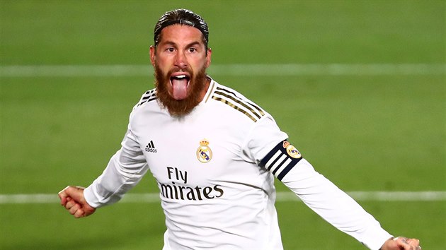 Sergio Ramos po vstelení vítzné branky do sít Getafe.