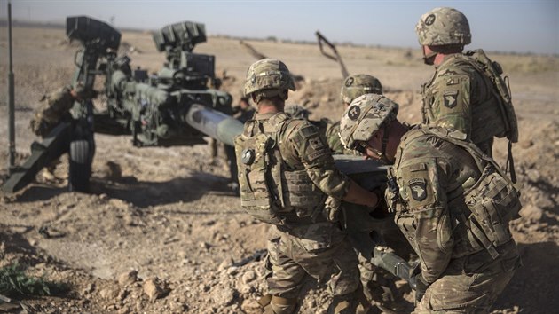 Amerití vojáci v Afghánistánu na snímku z ervna roku 2017.