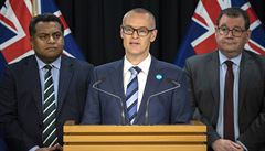Novozlandsk ministr rezignoval. Bhem karantny si vyjel na kole a prochzel se po pli