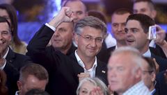 Andrej Plenkovic chorvatský premiér, slaví úspch své strany.