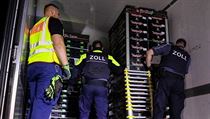 Nmeck policie na dlninm hraninm pechodu mezi eskou republikou a Saskem...